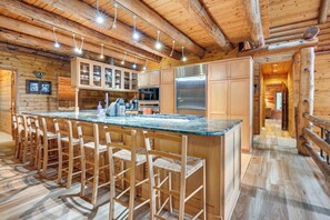 Mökki (4 Bedrooms) | Sisätilat