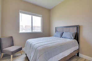 Ferienhaus (4 Bedrooms) | 4 Schlafzimmer, laptopgeeigneter Arbeitsplatz, Bügeleisen/Bügelbrett