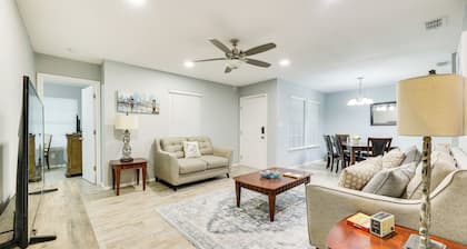 Fenced Yard & Grill: San Juan Vacation Rental!