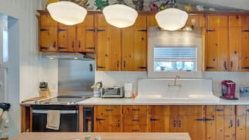 Cottage (2 Bedrooms) | Interior