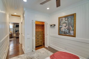 Cottage (2 Bedrooms) | Interior