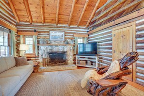 Talo (4 Bedrooms) | Sisätilat