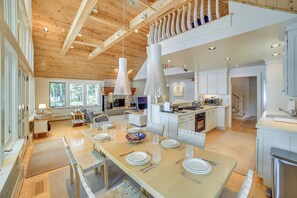 Cottage (2 Bedrooms) | Nội thất