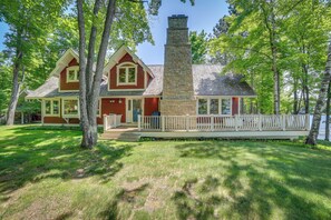 Cottage (2 Bedrooms) | Interior