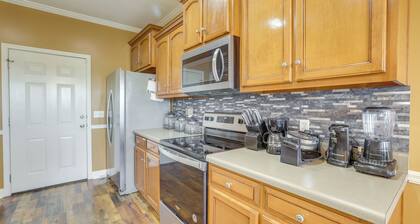 Pet-friendly Home w/ Fenced Backyard in Moundville