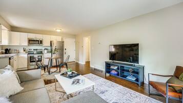 Apartment (1 Bedroom) | Interior