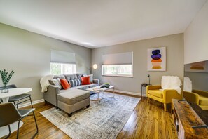 Leilighet (1 Bedroom) | 1 soverom, strykejern/-brett og sengetøy