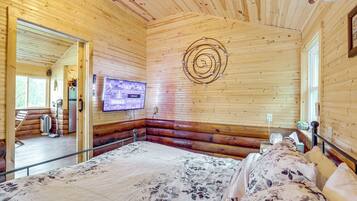 House (2 Bedrooms) | 2 bedrooms, bed sheets