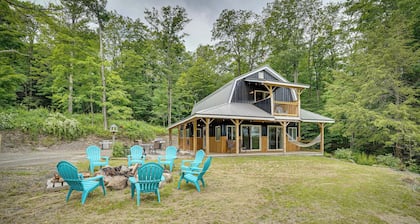 Secluded Marathon Hideaway w/ Fire Pit + Views!