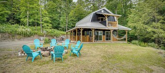 Secluded Marathon Hideaway w/ Fire Pit + Views!