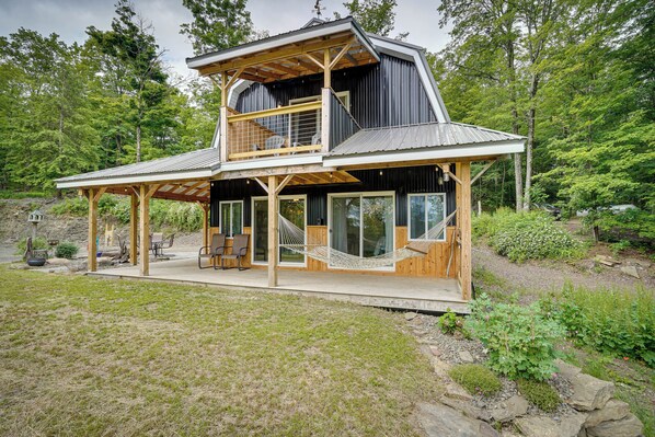 House (2 Bedrooms) | Interior - Secluded Marathon Hideaway w/ Fire Pit + Views! (Marathon)