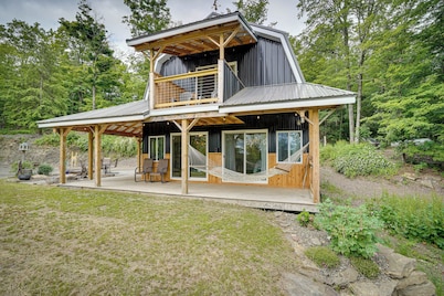 Secluded Marathon Hideaway w/ Fire Pit + Views!