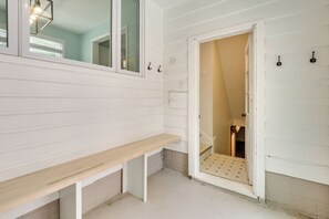 Cottage (2 Bedrooms) | Interior