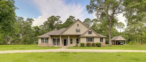 House (3 Bedrooms) | Front of property