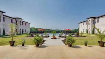 Apartment (0 Bedroom) | Interior