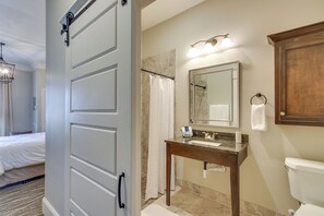 Apartment (0 Bedroom) | Interior - Loretto Vacation Rental w/ Community Resort Perks (Loretto)