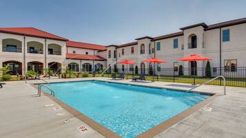 Apartment (0 Bedroom) | Front of property