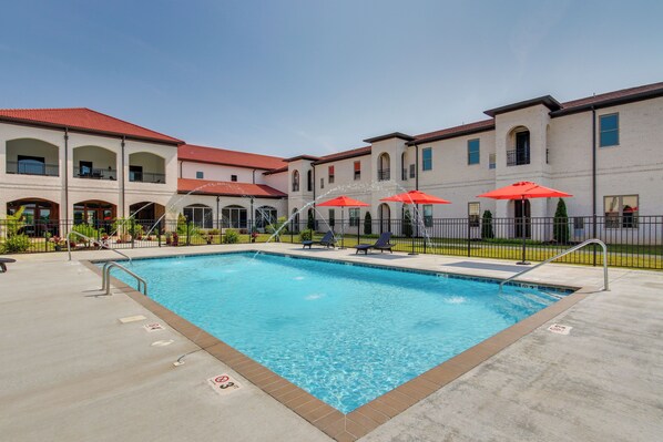 Apartment (0 Bedroom) | Front of property