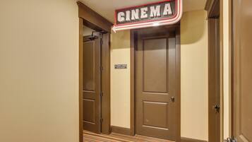 Apartment (0 Bedroom) | Interior