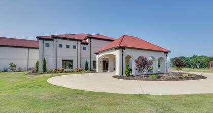 Loretto Vacation Rental: 7 Mi to State Park!