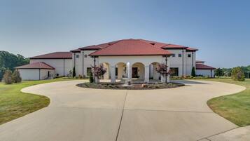 Apartment (0 Bedroom) | Interior