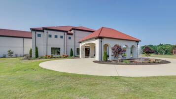 Apartment (0 Bedroom) | Interior