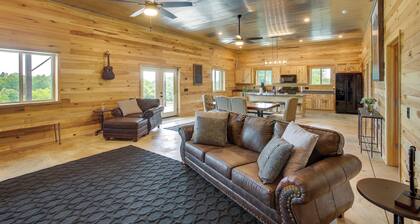 Burkesville Cabin, 3 Mi to Dale Hollow Lake!