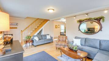 House (5 Bedrooms) | Interior