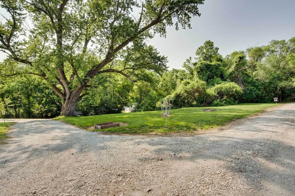 Apartment (0 Bedroom) | Interior - Missouri Studio Getaway: Close to Parks & Hiking (Liberty)