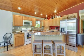 House (2 Bedrooms) | Interior - Pet-friendly Richville Vacation Rental w/ Dock! (Richville)