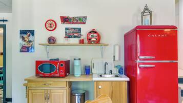 Apartment (0 Bedroom) | Bahagian dalam