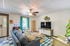 Apartment (0 Bedroom) | Front of property