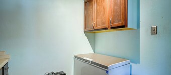 Pet-friendly & Secluded Regina Cabin w/ Fireplace!