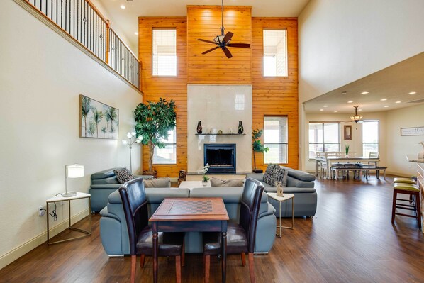 House (4 Bedrooms) | Interior - The Oasis Ranch 20-acre Ranch in Whitewright! (Whitewright)