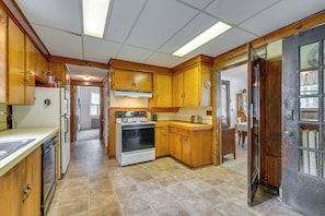 Talo (3 Bedrooms) | Sisätilat