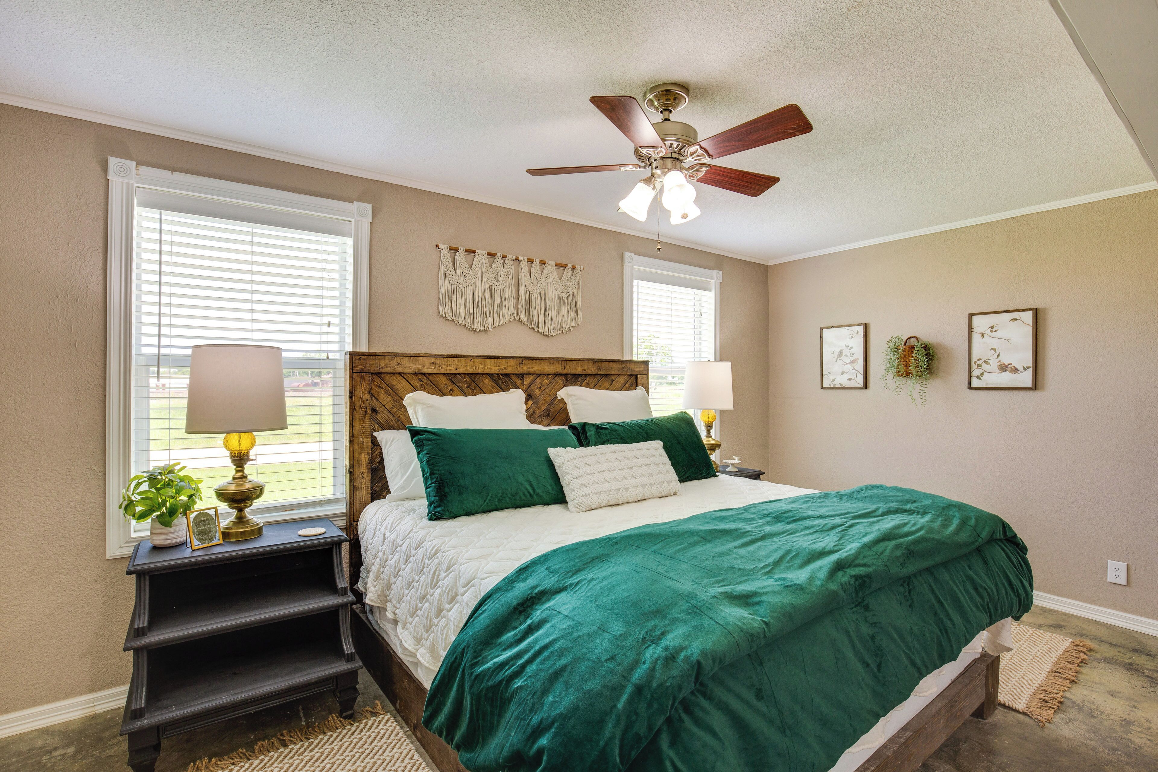 House (3 Bedrooms) | Interior