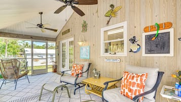 House (2 Bedrooms) | Front of property