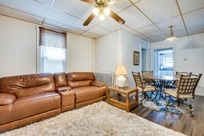 Apartment (2 Bedrooms) | Living area | TV - Bath Vacation Rental Condo w/ Pool Access! (Bath)