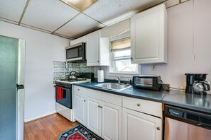 Lägenhet (2 Bedrooms) | Eget kök | Mikrovågsugn, ugn, spishäll och diskmaskin