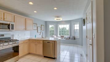 Casa (3 Bedrooms) | Interior