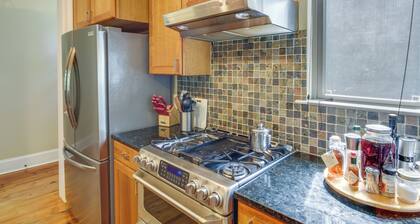 Waterfront Loranger Cottage: Hot Tub, Deck & Grill