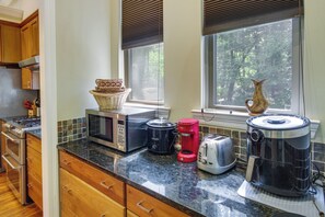 Cottage (2 Bedrooms) | Interior