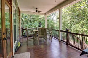 Cottage (2 Bedrooms) | Interior