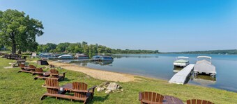 Delavan Retreat w/ Patio on Turtle Lake!