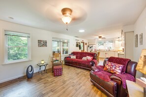 Cottage (2 Bedrooms) | Interior