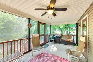 Cottage (2 Bedrooms) | Interior