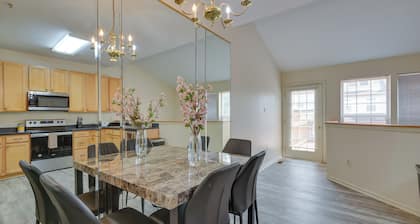 Owings Mills Townhouse: 8 Mi to Liberty Reservoir!