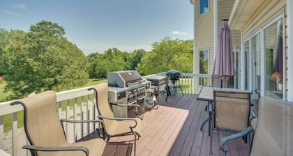 Country Living w/ Spacious Yard: Sibley Home!