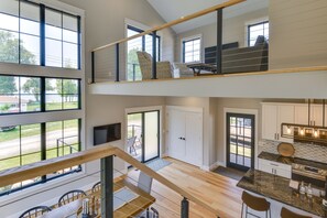 電子レンジ、オーブン、コンロ、食器洗い機