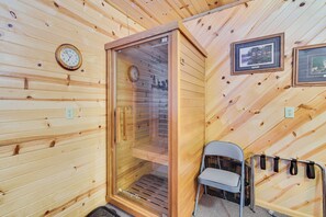 Interior - Woodland Cabin w/ Fishing, ATV & Snowmobile Trails (Solon Springs)